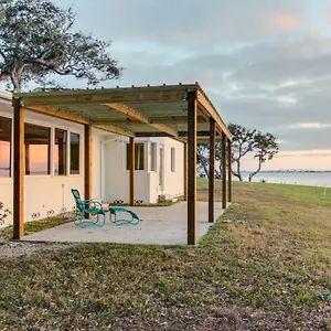 Sunsetter On Sapphire Shores Holiday home